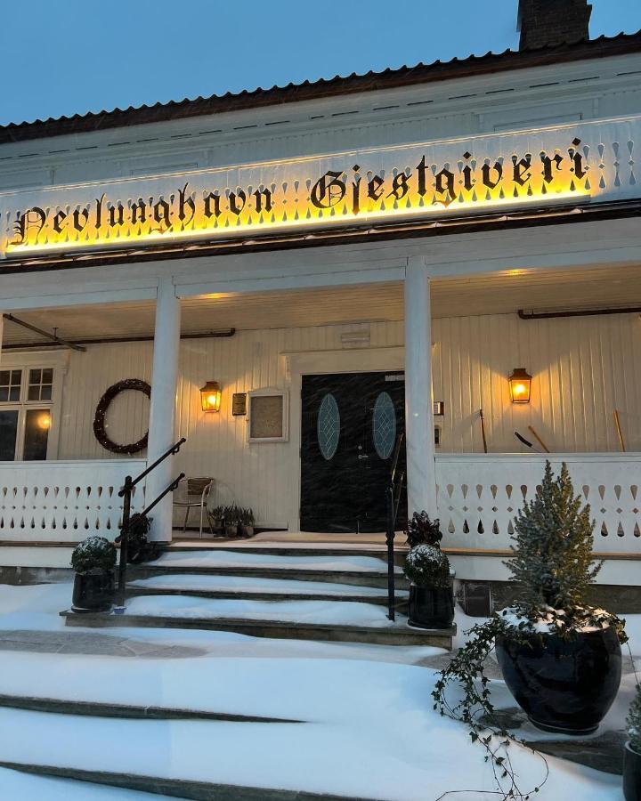 Nevlunghavn Gjestgiveri Hotel Larvik Eksteriør billede